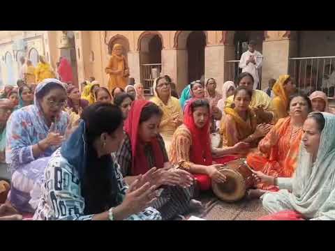 jaiakara lagao maa ka dil khol ke