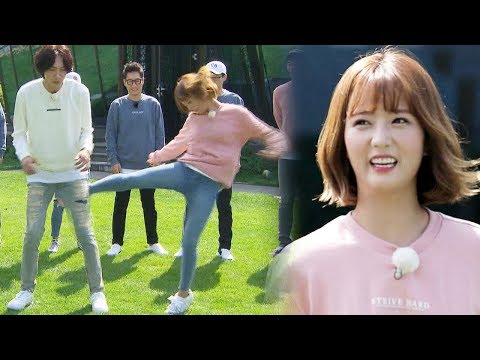 이광수, 윤보미 로우킥에 영혼 가출 ‘초원에 기린 쓰러지듯’ 《Running Man》런닝맨 EP504