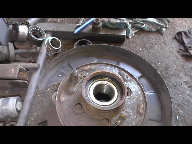 Замена Заднего Ступичного Подшипника Хендай Туссан 2WD 2008