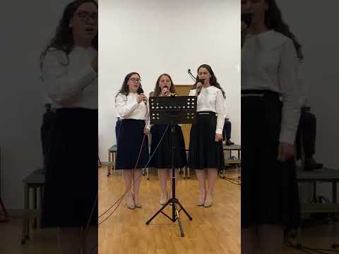 Surorile Halip! - Doamne tu mi-a dat iertare de pacat mai curatit!