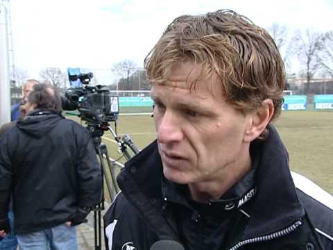 Eerste training Fons Groenendijk bij Willem 2 op Brabant10