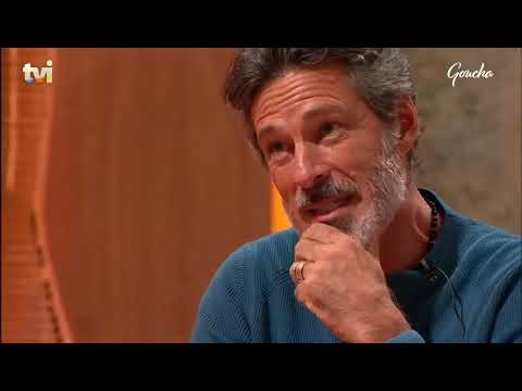 Goucha «provoca» Paulo Pires: «Levaste muito tempo a lutar contra a tua "boniteza"?» | Goucha