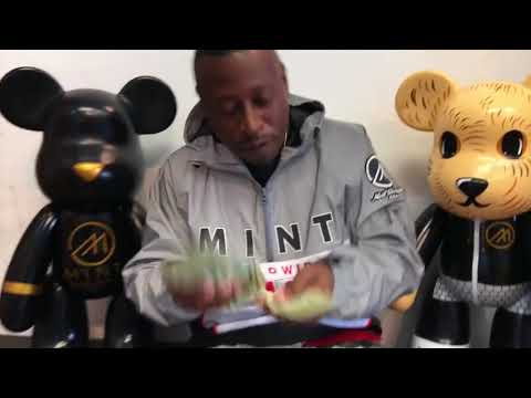 Paper Boy - Laroo & DJ.Fresh 'The Worlds Freshest' (Produced By DJ.Fresh) (2017)