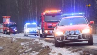 Två till sjukhus efter frontalkrock