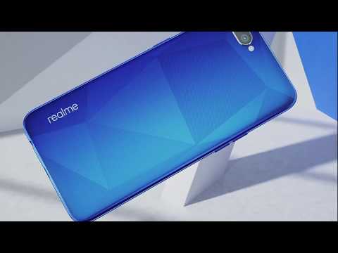 Realme C2: Mặt lưng kim cương, Màn hình giọt sương