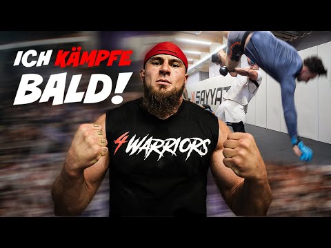 I'M FIGHTING AGAIN! | Fight Prep Vlog #1