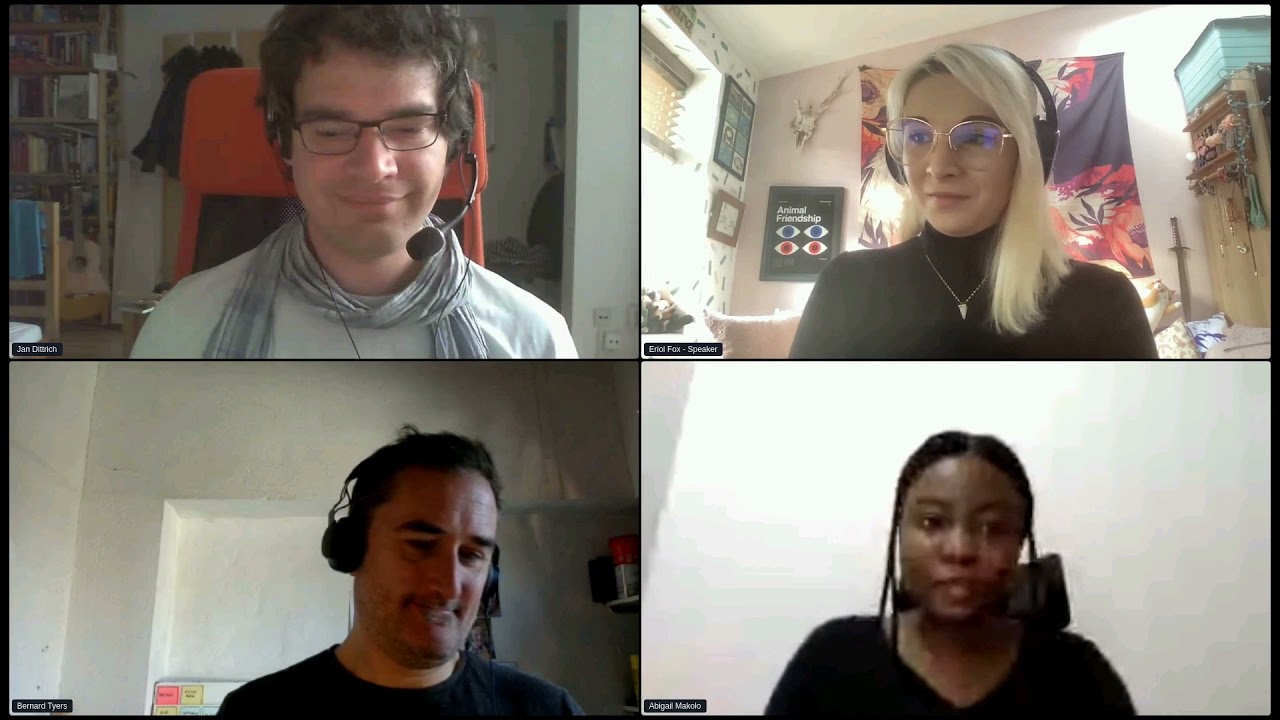 USERS & EDITORS - Open Source Design- Why open source needs designers for the future (Panel)