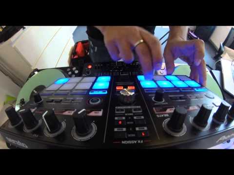 DJ Menelik - 1st Tone Play