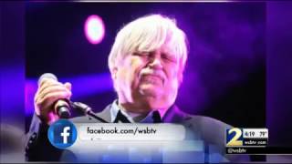 Fans remember music legend who collapsed on Fox Theatre during his birthday celebration