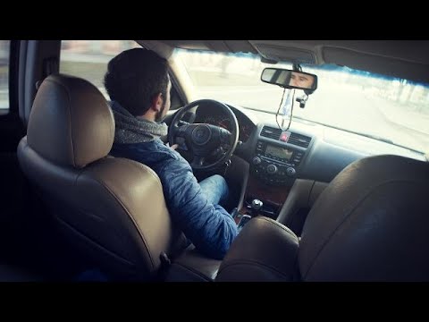 8 trucchi alla guida che pochi conoscono