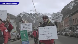 Telluride Ski Resort remains closed as picketing continues