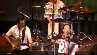 La Tula Cuecho por Carlos Mejia Godoy