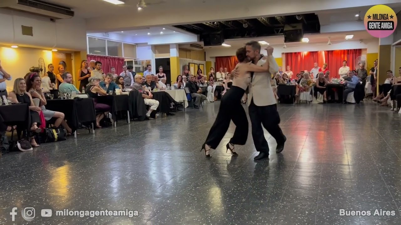 GUILLERMO BARRIONUEVO Y MARIELA SAMETBAND - Milonga Gente Amiga - 04/DIC/2022 (1/2)