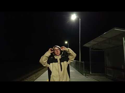 KNIAZIO - NA PRÓŻNO (360p video)