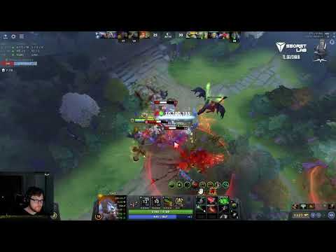 Qojqva does the Tiny Lycan combo