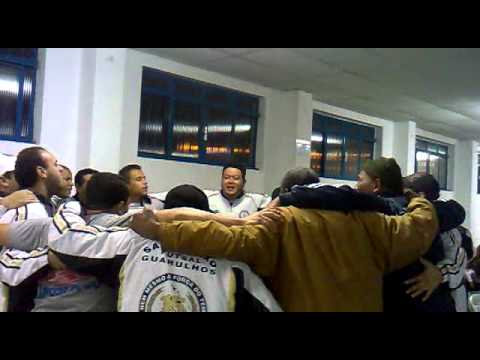 SAI DE BAIXO A AMIZADE