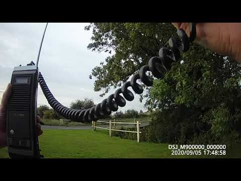 Realistic TRC1005 UK CB27/81 CB radio (Handheld 3.5W 40ch) - Field Test Mr Chippie side