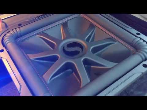 Kicker l7R solobaric 12\" subwoofer free air demo using a db12 Rockville 2k watt amplifier