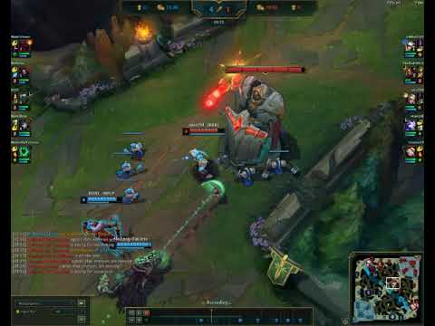 Pyke (Caps) and Thresh (Hylissang) making plays happen
