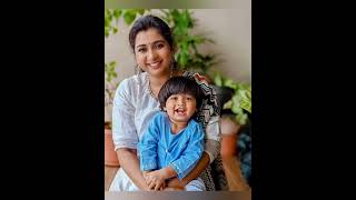 Download lagu Shreya Ghoshal's family 🤗🥰♥️#shorts #indiansinger #melody #shreyaghoshal #beautiful #Arushi-official mp3