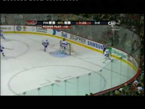 Mike Richards open ice hit on Higgins. Uploaded because people asked to see it.