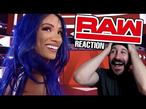 SASHA BANKS RETURNS AT WWE RAW 8/12/19  Reaction