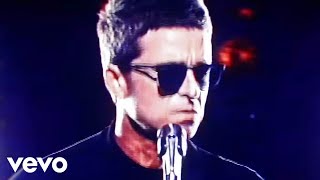Noel Gallagher’s High Flying Birds - She Taught Me How To Fly (Official Video)