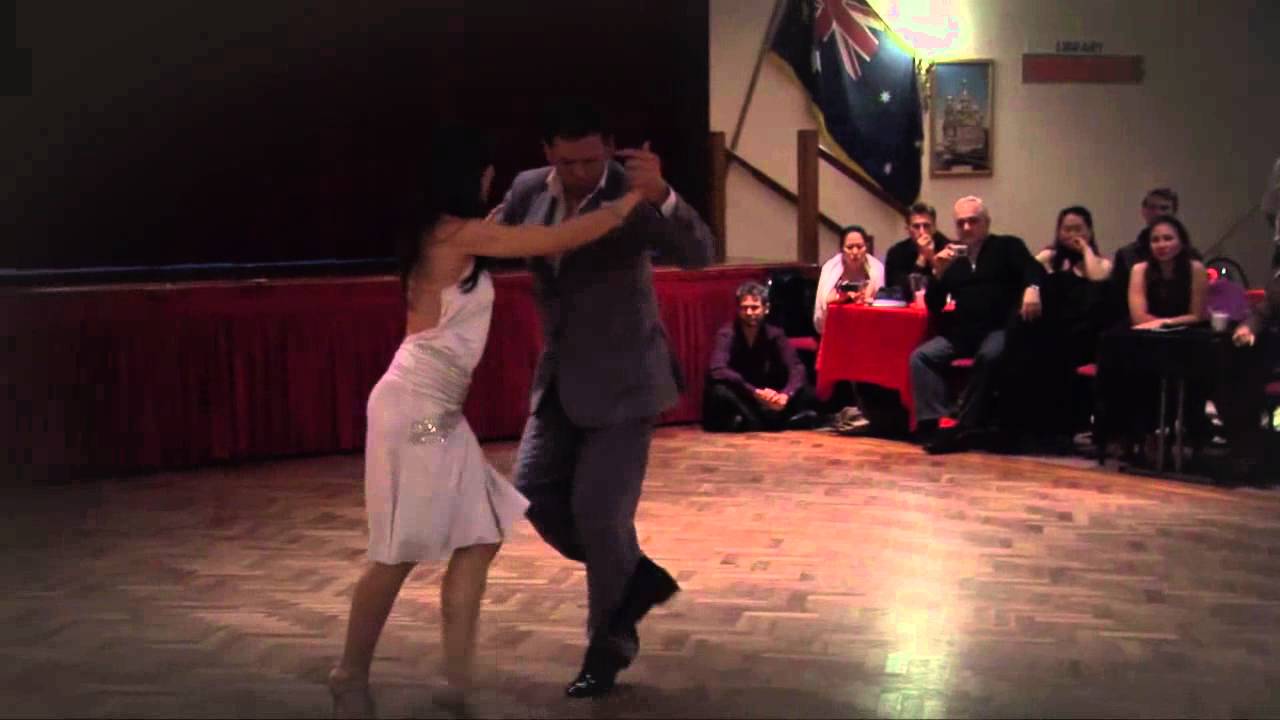 Fabian Peralta y Lorena Ermocida - Sydney Tango Salon Festival 2011 - Welcome Milonga - Dance 3