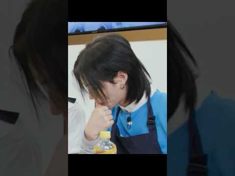 FELIX RIZZING HAN ?!! 😭✨ #jilix #han #felix #skz