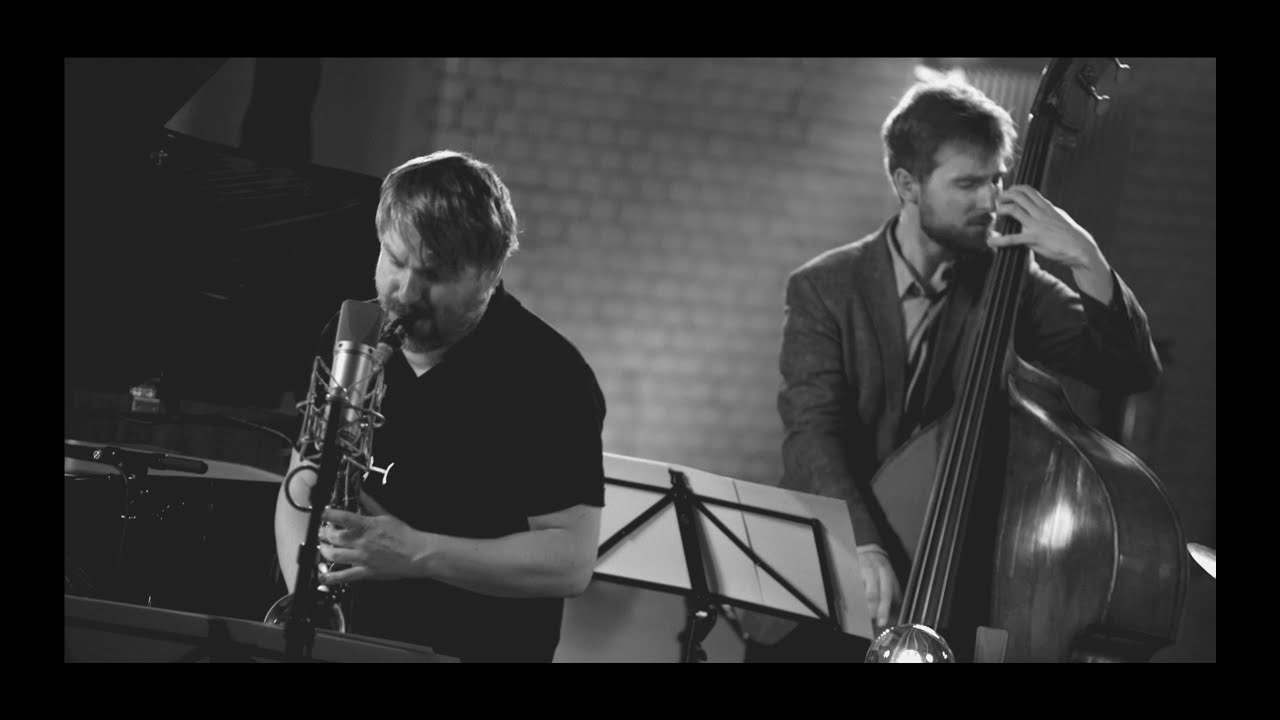 MOON SESSIONS: Karma | Niklas Lukassen feat. Wanja Slavin, Tino Derado & Marc Michel