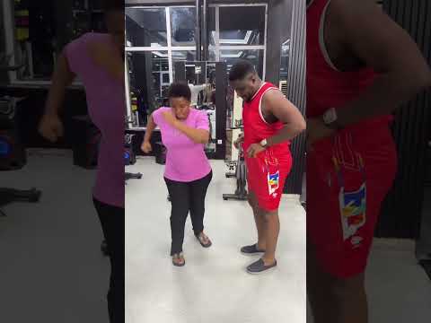 Ekene Umenwa dancing in the gym #youtubeshorts #nigerianentertainment #ekeneumenwa #nollywoodactress