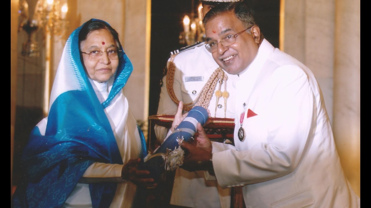 Documentary on Padmshree Dr.Ravindra Narain Singh ( Patna)India