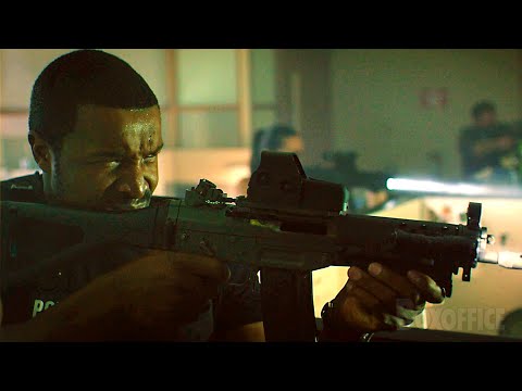 How cops get ready for a fight | 12 Rounds 3: Lockdown | CLIP
