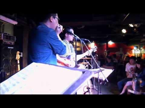 JR Blues Line - Everyday I Have The Blues (live at Orange Peel 6-10-2015)