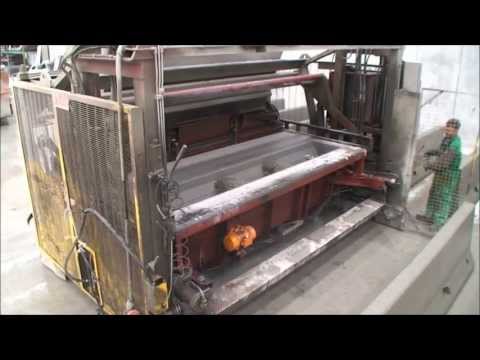 Cgm - concrete machine - road barrier production - machine t...