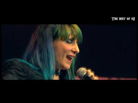 Video thumbnail for Ilussia (Live Arena Ciudad de México el 6 de mayo de 2017)