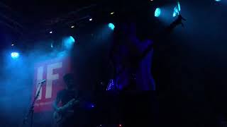 Yüzyüzeyken Konuşuruz - Boş Gemiler