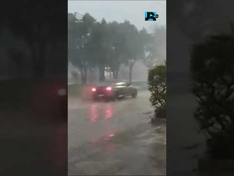 Moradores registram tornado que atingiu município do RS nesta quinta-feira (6). #JR24H #Shorts