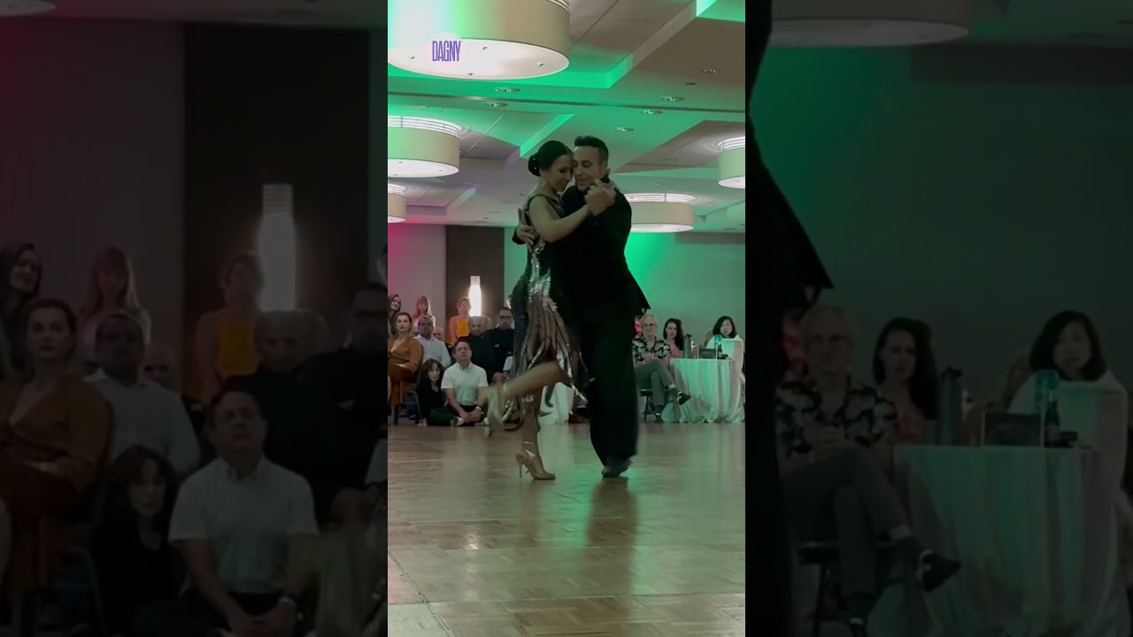 Video thumbnail for Jesica Arfenoni & Maximiliano Cristiani tango to "Flores Del Alma" at Windy City Festival (5/14)