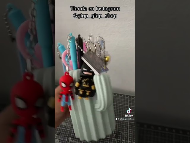 Vídeo relacionado con XFLYP Porta Lápices para Bolígrafos, Portalápices En Forma de Cactus Titular de la Pluma, Creativo Personalizado de Escritorio Caja de Almacenamiento para Escritorio, Tocador (Blanco)