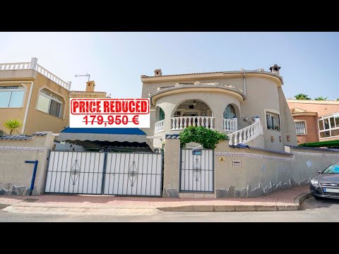 CIUDAD QUESADA: Detached Villa with comm. Pool, Carport, Solarium, Guest Annex (©WhiteVillasInSpain)