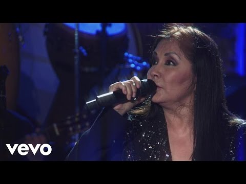 Videoclip de Hasta Que Te Conocí (Altos De Chavón Live Version) — Ana Gabriel