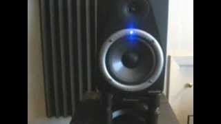 Video thumbnail for IsoAcoustics ISO-L8R 155 and Auralex MoPad Comparison by DHumphrey_AMP