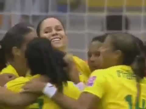 Golaço da Érika na copa do mundo feminina 2011.