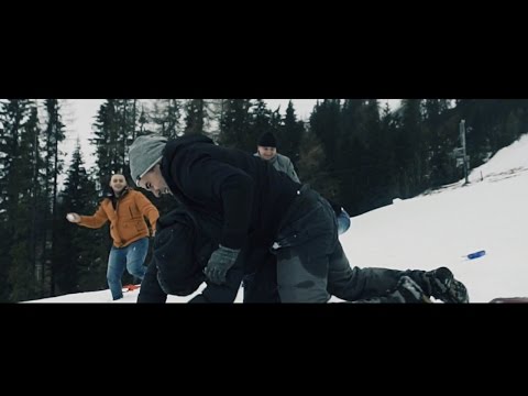 Traky - Šťastné a veselé (Oficiálny videoklip)