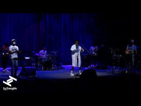 The Seshen - Head To Head (Live at The UC Theatre)