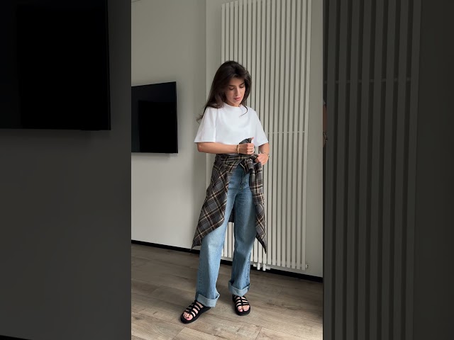 Чоботи жіночі шкіряні байка хутро 592641 Чорний Сандалі жіночі замш 591913 Чорні