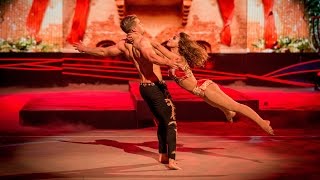 Amelle Berrabah&#39;s Trapeze performance  to &#39;Stay With Me&#39; - Tumble: Grand Final - BBC One