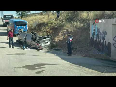 Korkunç kaza anı kamerada! Dik taklalar atıp 3 metre yükseklikten düştü