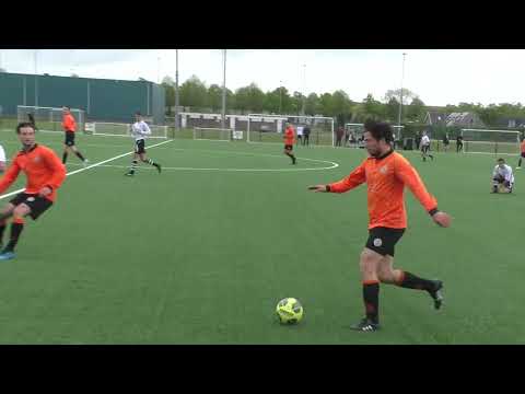 30 april 22 VV Maarssen 2 - VV De Meern 2 com 5-2 Doelpunt Maarssen, prachtige pass leidt de 2-5 in